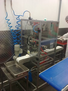 Ultrazvukové řezání potravin Mavet