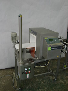 Detektory kovů Mavet