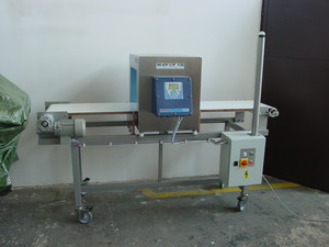 Detektory kovů pásové Mavet